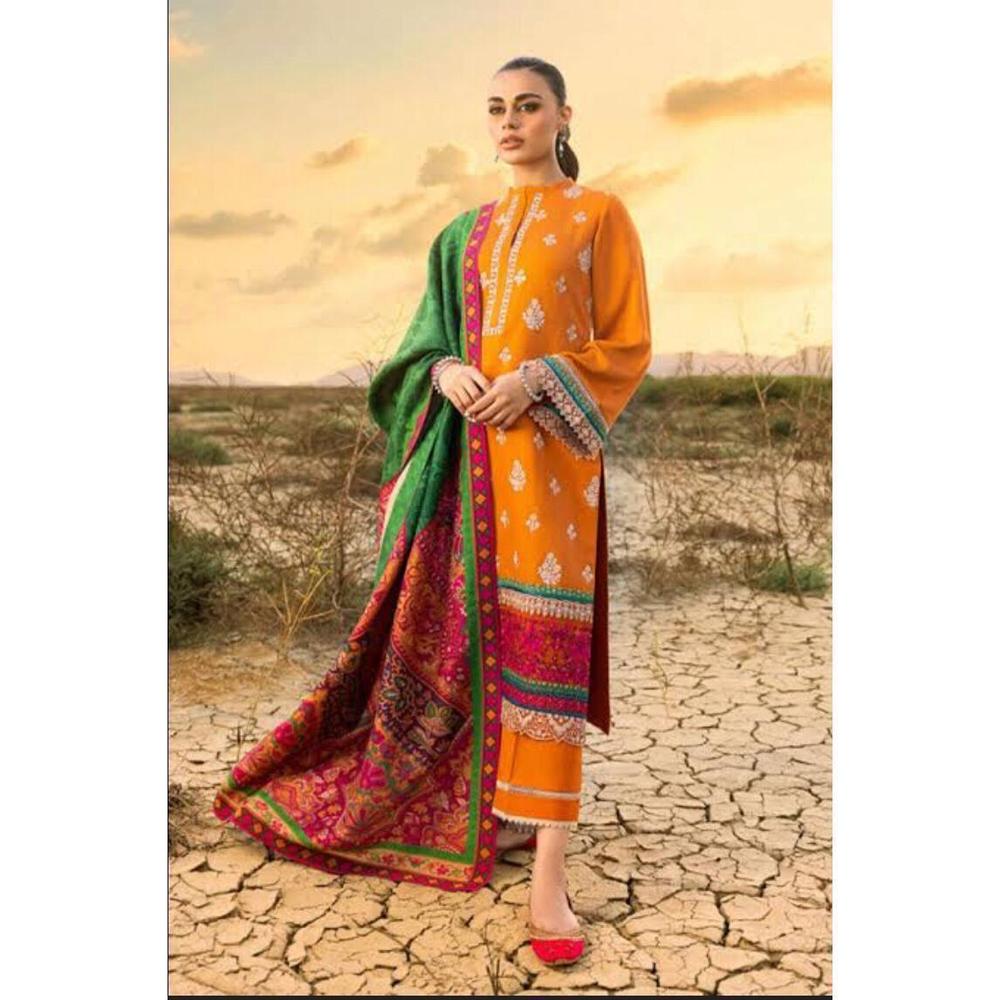 3 Pcs Women's Unstitched Lawn Printed Suit