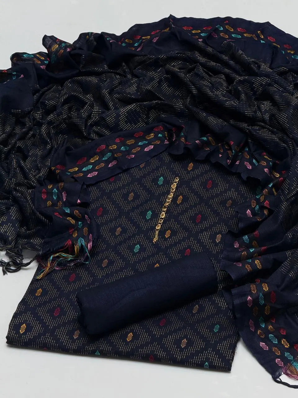 Charming Prints & Fine Embroidery – 3 Pcs Unstitched Suit